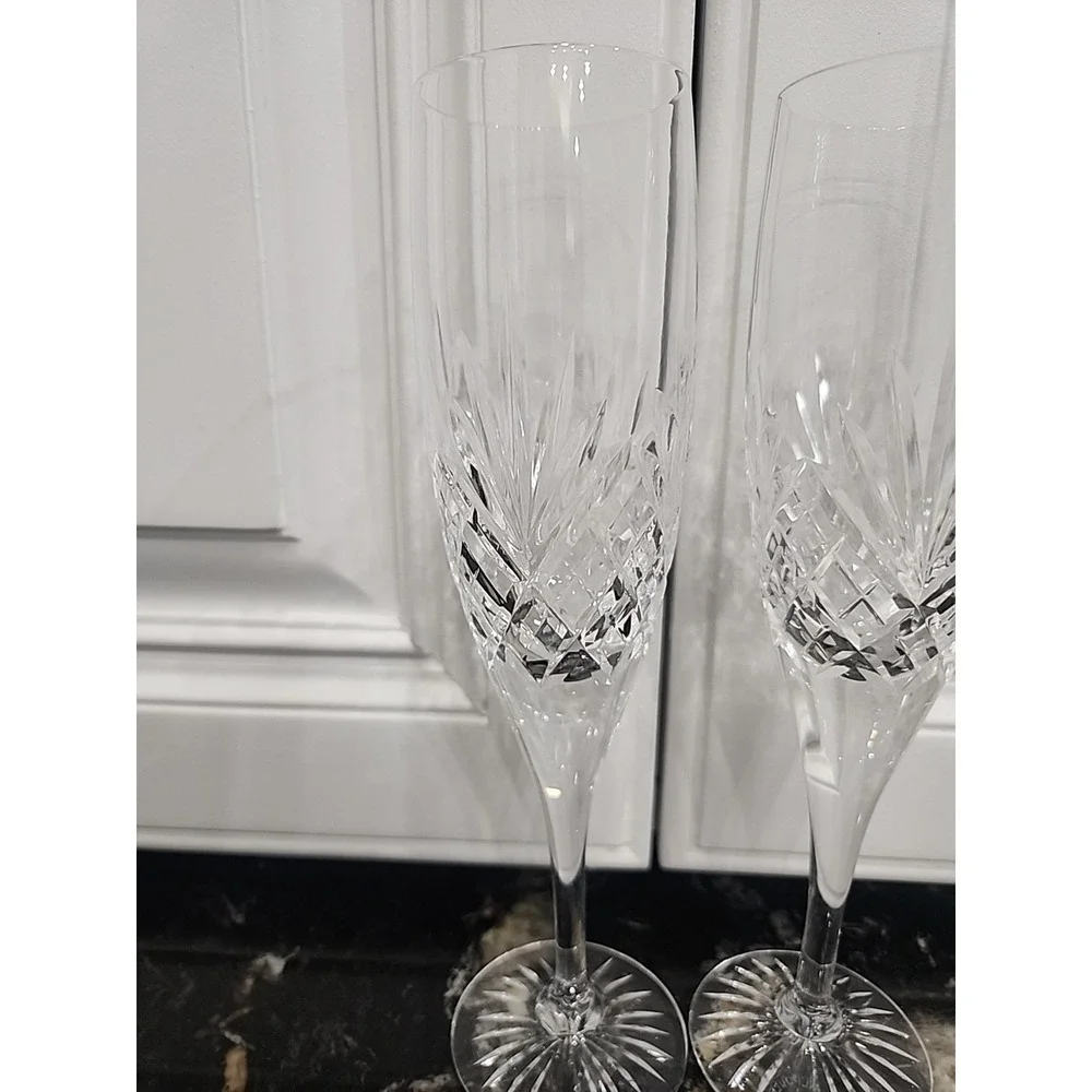 Set of 2 Royal Doulton Diamond Cut Crystal Champagne Flutes 8.5